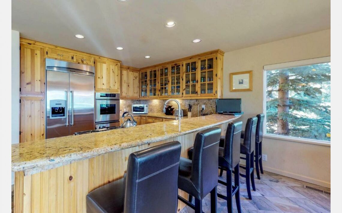Photos of Crystal Blue. Brockway Vista, 89451, United States of America